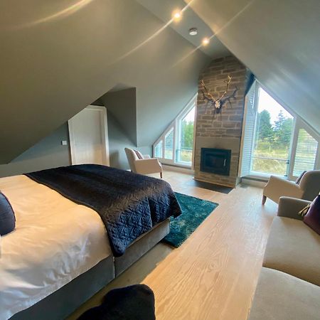 The Lodge At Muir Estate Thornhill  Eksteriør billede