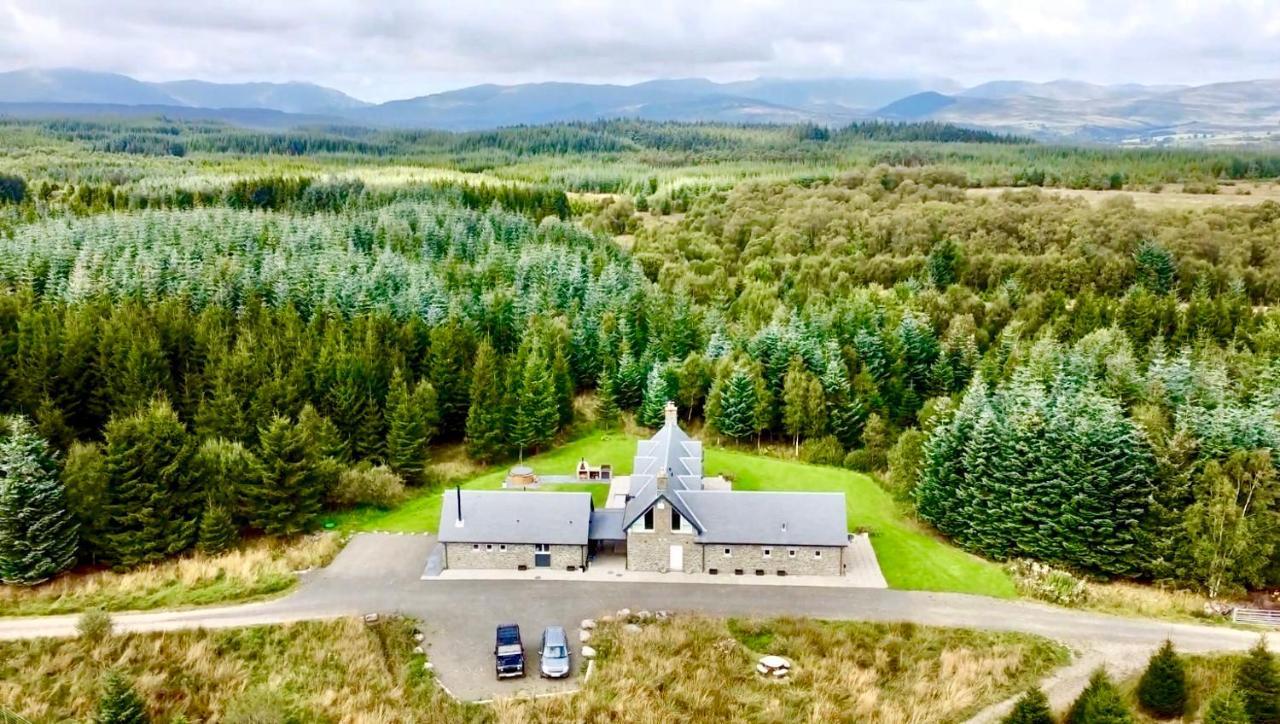 The Lodge At Muir Estate Thornhill  Eksteriør billede